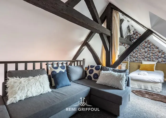 Le Phare Bleu Center & 2 To 4 Guests * Honfleur